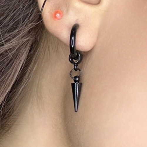 گوشواره آویز نیزه مشکی