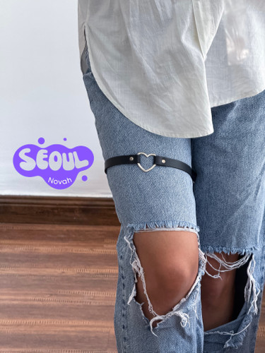 هارنس فانتزی پا چرم مصنوعی بند ران گارتر دستساز