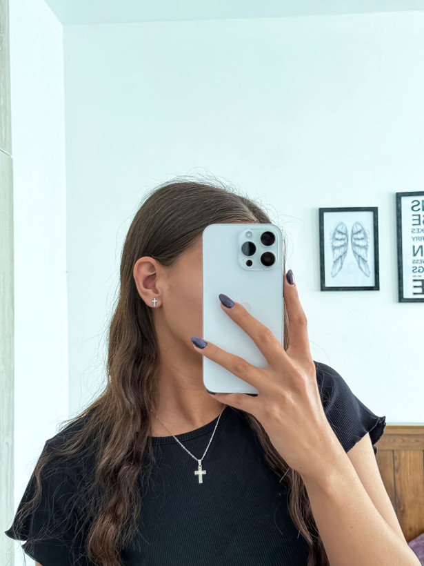 نیم ست دخترانه و زنانه استیل ظریف طرح صلیب رنگ ثابت