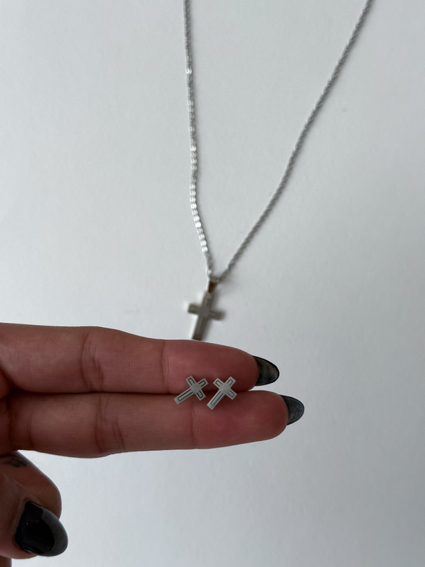 نیم ست دخترانه و زنانه استیل ظریف طرح صلیب رنگ ثابت