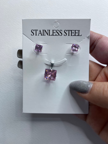 نیم ست استیل زنانه و دخترانه نگین دار با گوشواره همراه با زنجیر استیل ۴۵ سانتی